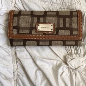 Nine West Wallet